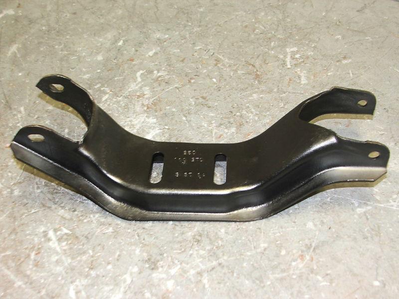 Mustang 390 gt 500 428 cj shelby big shaft 4 speed toploader transmisson brace