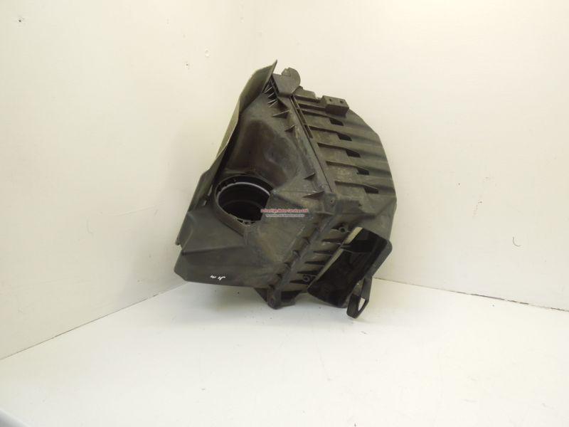 Audi a4 b7 2.0t petrol air filter housing air box 03g133835a