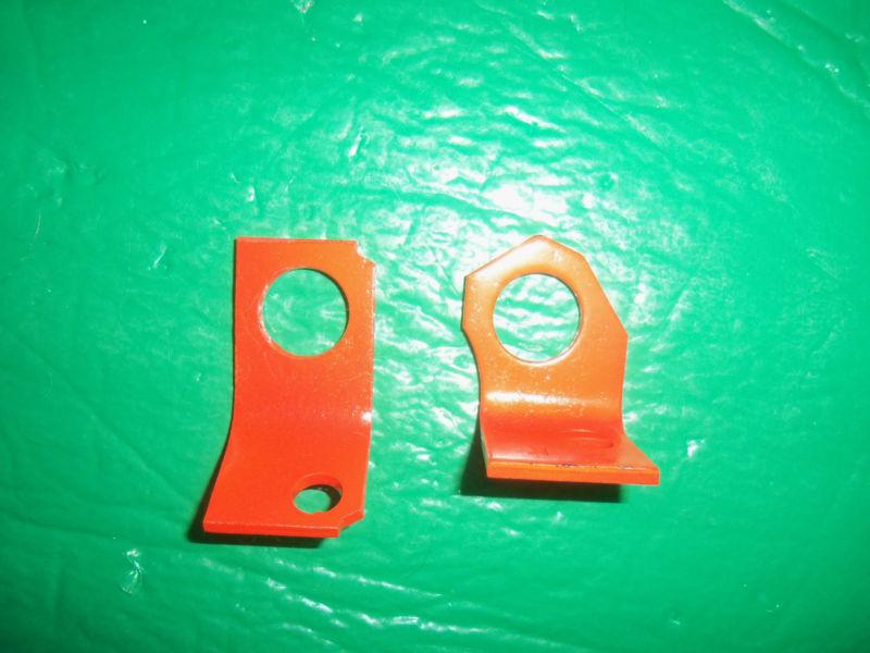 1965 1970 chevrolet small block engine intake lift brackets oem pair