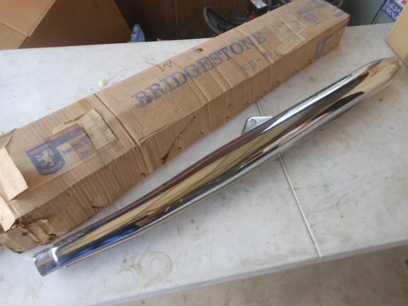 Nos bridgestone 350 gtr 350 gto gtr350 gto350 left muffler assembly 63029000