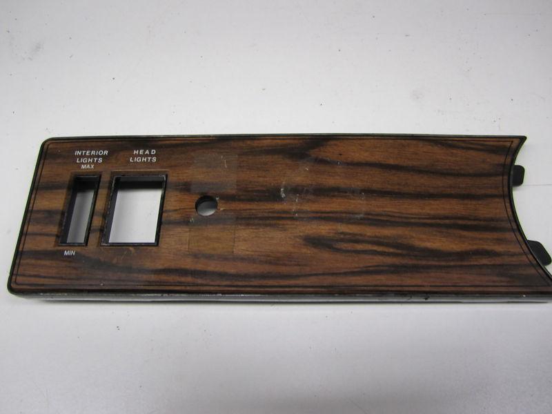 Buick park avenue 87 1987 dash panel w/ tabs wood grain