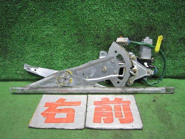 Honda vamos 2002 front right door regulator [4813120]