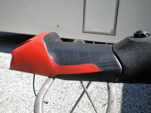 Arctic cat snowmobile zl ss efi  2002 complete seat  orange very nice zr 01-06