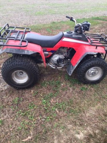 Honda trx 200 ** runs great &amp; looks great**