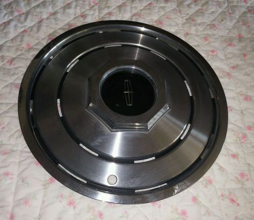 1980 - 1984  lincoln town car 15&#034;  hub cap hubcaps #1