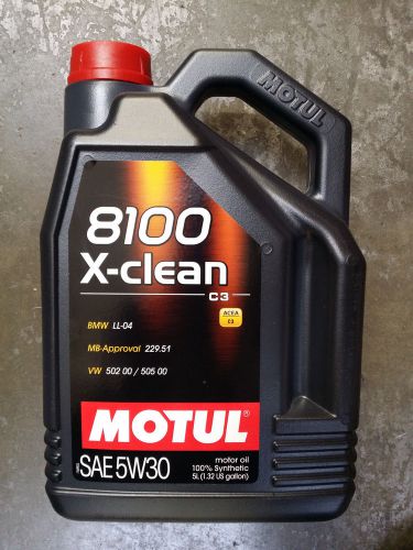 102020 motul 8100 5 liter 5w-30 x-clean engine oil