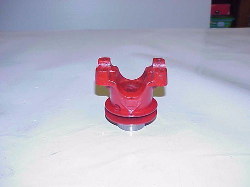 Red 9&#034; ford rear end short style yoke 28 spline with pulley nascar mudbog c1