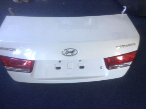 2006-2008 hyundai sonata trunk pearl white oem complete