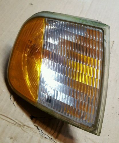 1997-2003 98 99 00 01 02 ford f150 truck rh corner marker light lamp oem 18259