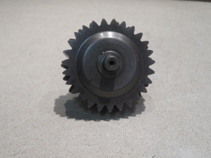 2001 suzuki rm250 power valve governor  (b) 01 rm 250