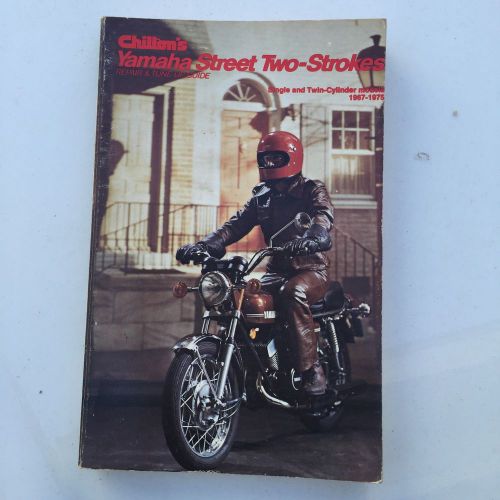 Chilton&#039;s yamaha street two strokes shop manual 1967-1975 rd350 250 r5 ya yc yd