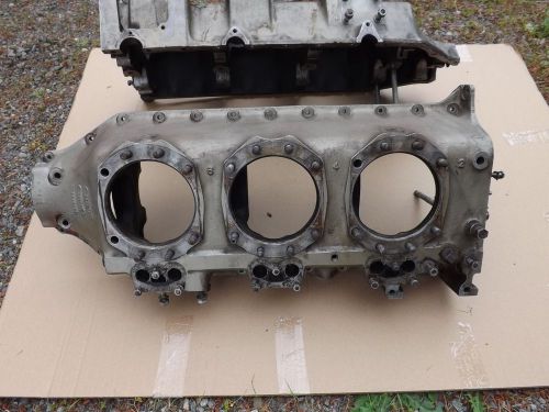 Continental e-225-8 crankcase - airplane b35 bonanza parts