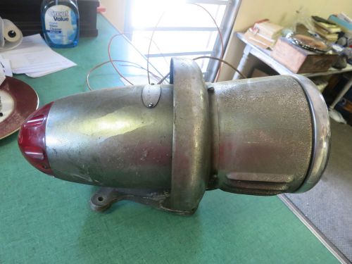 Vintage federal police car firetruck siren marked &#034;12 dc wlr 2l22g5&#034; rare !!