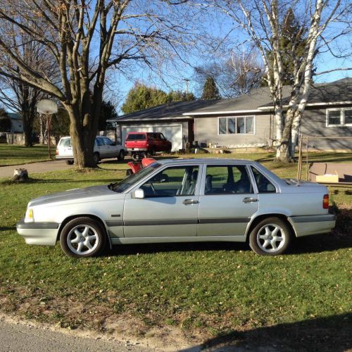 1994 volvo 850 4 door sedan no reserve