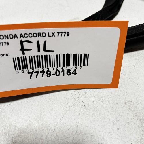 Honda accord 2018-2020 front driver left door rubber weather strip seal oem