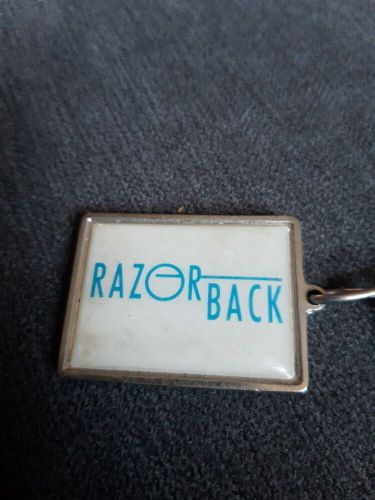 Genuine razor back metal keyring