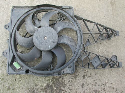 Alfa romeo mito 0.9 petrol turbo genuine radiator cooling fan 51908723 51908723