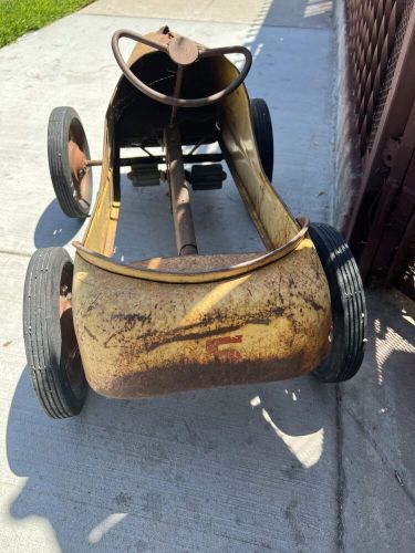 Vintage go kart hot rod, chain drive