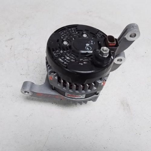 2022 corsair oem alternator 2.3l 3 rib oem id # lx6t10300ba