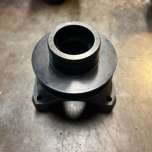 Billet 9 inch yoke with pulley 1350 u joint