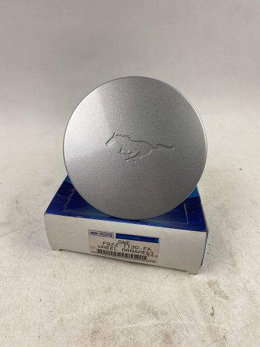 Nos genuine ford oem 1999-2004 3.8l v6 mustang center cap f9zz-1130-fa