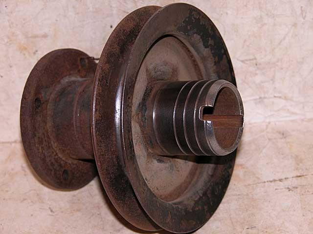 Crankshaft mounted fan pulley morgan standard taxi ford - 5 inch diameter