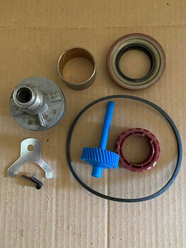 700r4 transmission speedo kit  38/17 tooth gears with housing bracket bushing