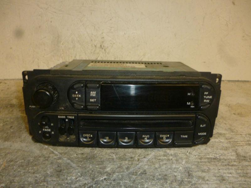 02 03 04 05 06 07 jeep grand cherokee durango radio cd oem factory p05064354ah