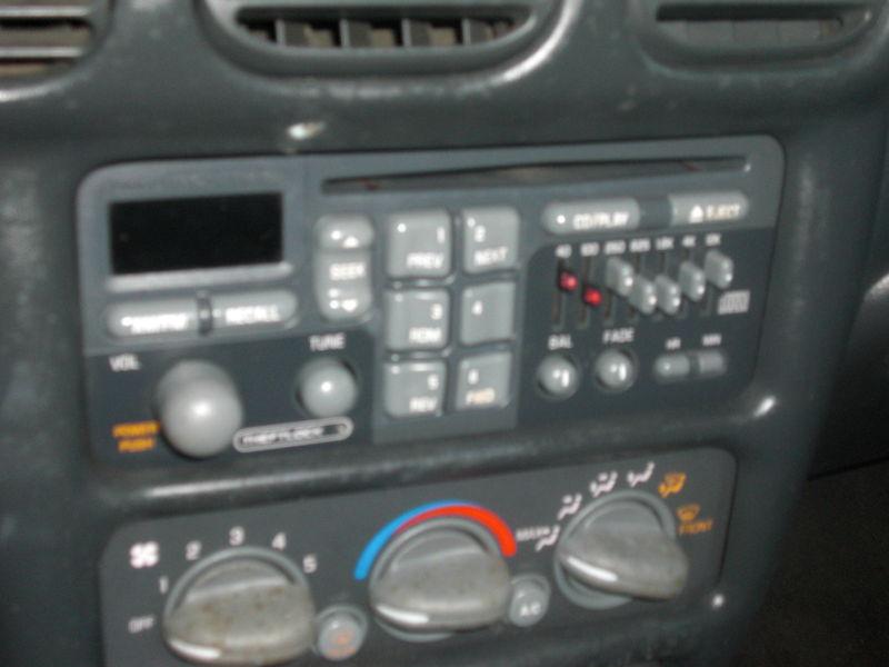 2001 gtp grand prix am fm cd player pontiac