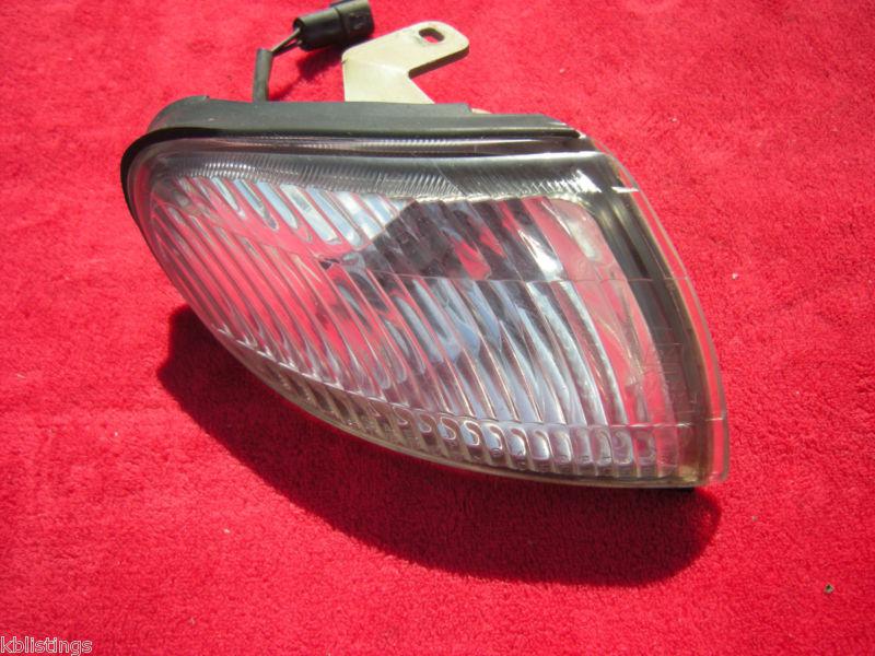 95-02 mazda millenia rf passenger front turn signal parking marker lamp light