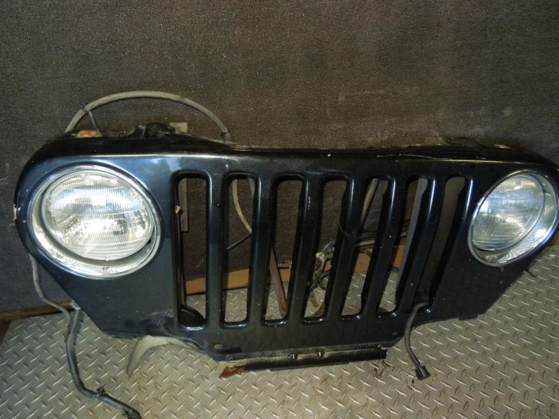 Black factory complete front grille, jeep wrangler tj sahara, 1997-2006