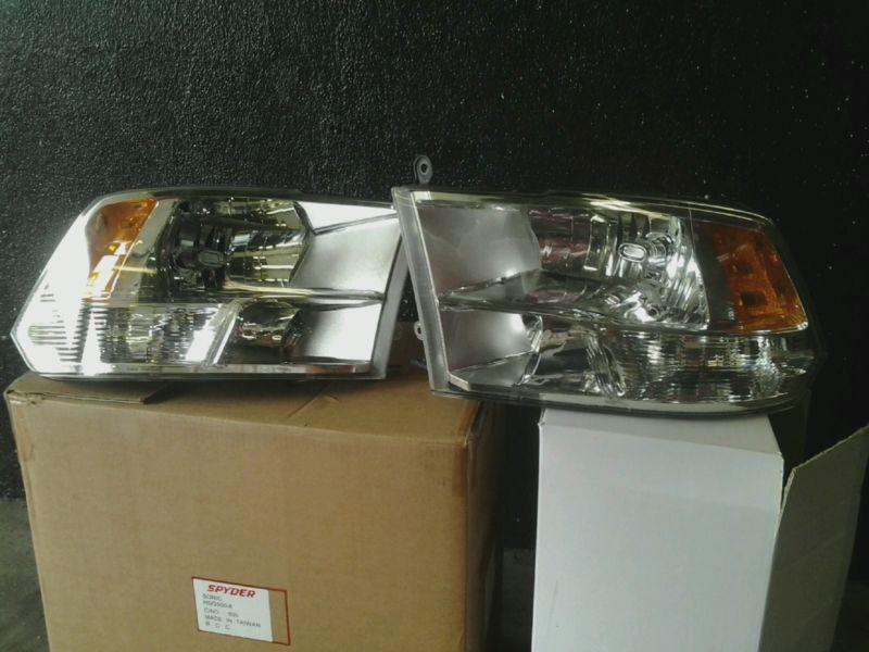 Original dodge ram bighorn1500 09 - 2013    headlight head light lh & rh  oem 