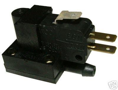 Boost pressure switch - for turbo water injection hobbs