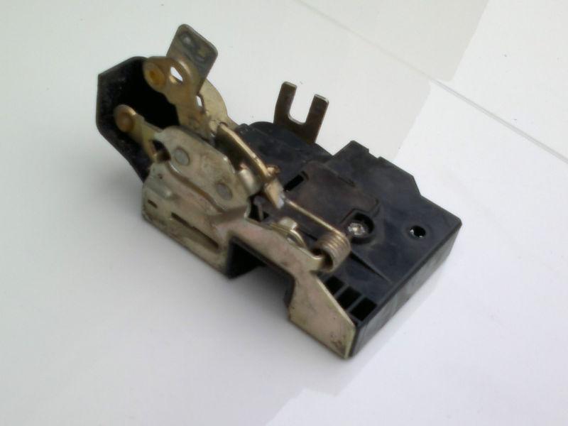 Buy BMW E30 Front Left Door Lock Hardware Latch Catch Mechanism 316 318 ...