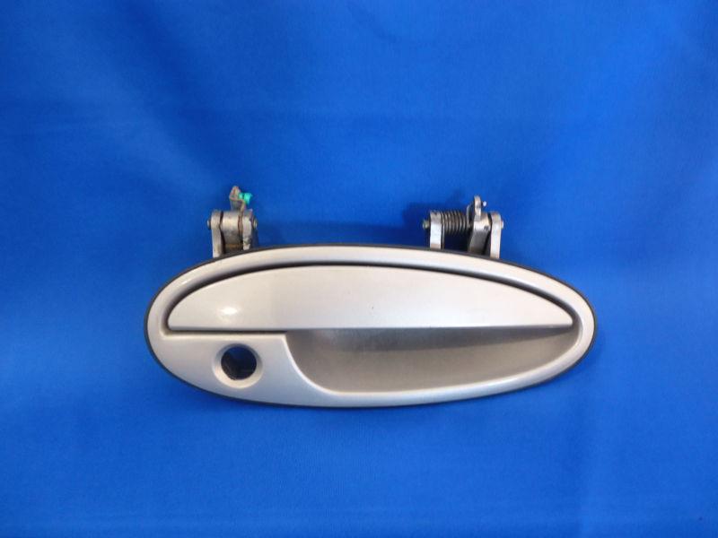 2000 chevy malibu front right exterior door handle 