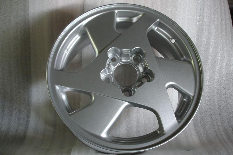 16" pontiac aztek wheel