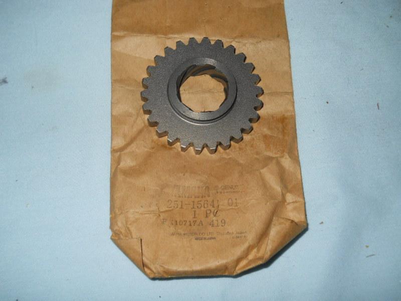 Nos yamaha at1 ht1 cs5 rd200 kick gear 251-15641-01