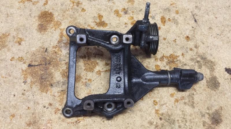 Honda civic si  vibrarion mount ac  bracket  b16a2 dohc vtec 