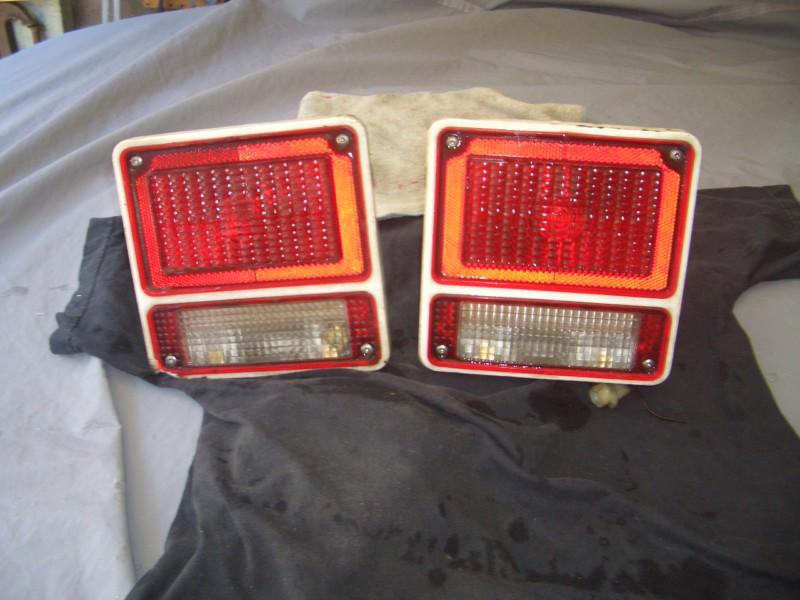  1970 chevy van  taillights