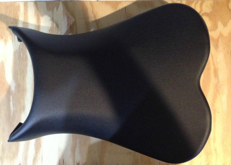 2006 suzuki gsxr-750 stock oem front rider's seat 