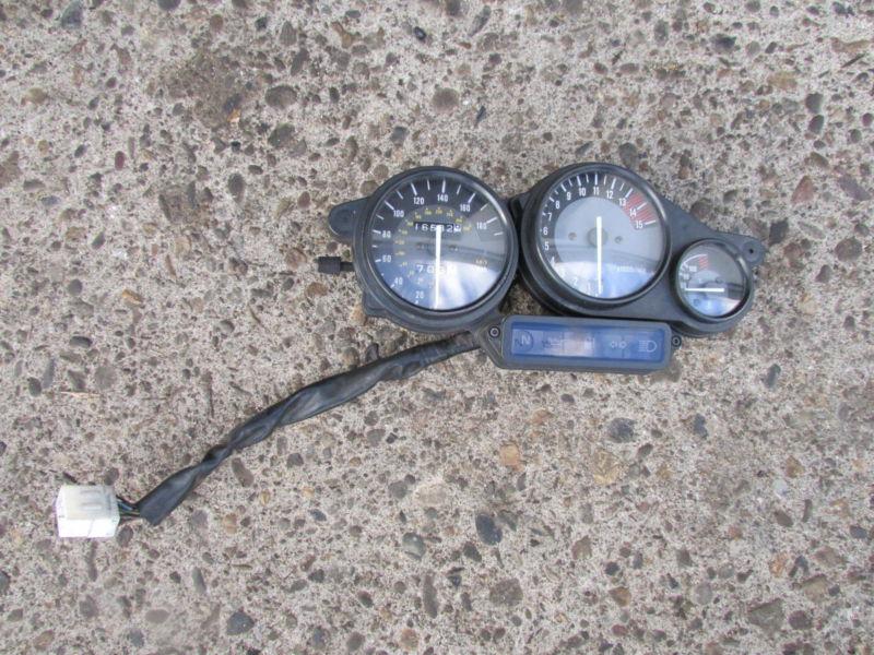 2001 yzf600 yzf 600 gauges guages cluster speedo speedometer