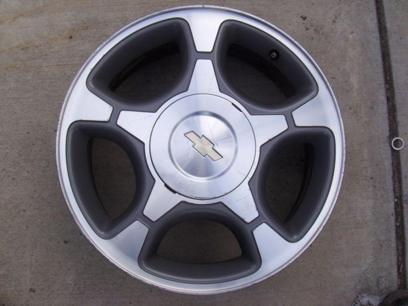 17" 2004 to 2005 chevy trailblazer 5 spoke machined face alloy wheel/rim opt n75