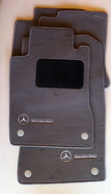 0607 mercedes e class 2wd all models 2003-2008 (211) oem floor mats-sl ash