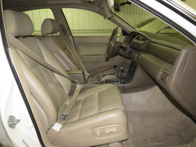 2000 mazda millenia front passenger seat belt & retractor only tan