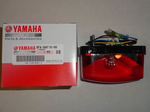 Tail brake light oem genuine yamaha blaster 200 banshee 350 warrior raptor 250