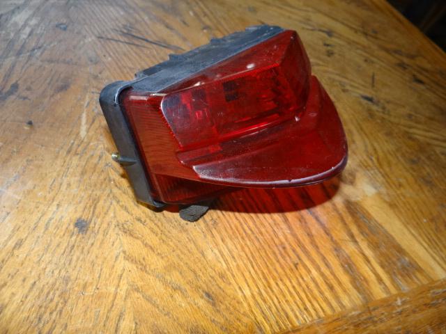 02_honda_cbr600f4i_01-03-06_600 f4_i_tail brake light_lite