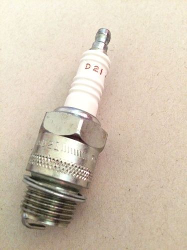 Champion 502 - d21 industrial/agricultural spark plugs - qty 8