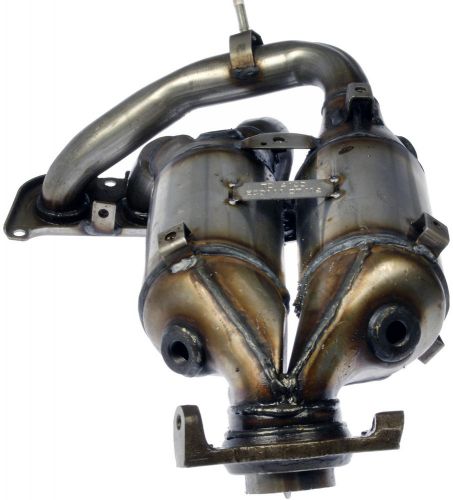 Dorman 674-984 exhaust manifold and converter assembly