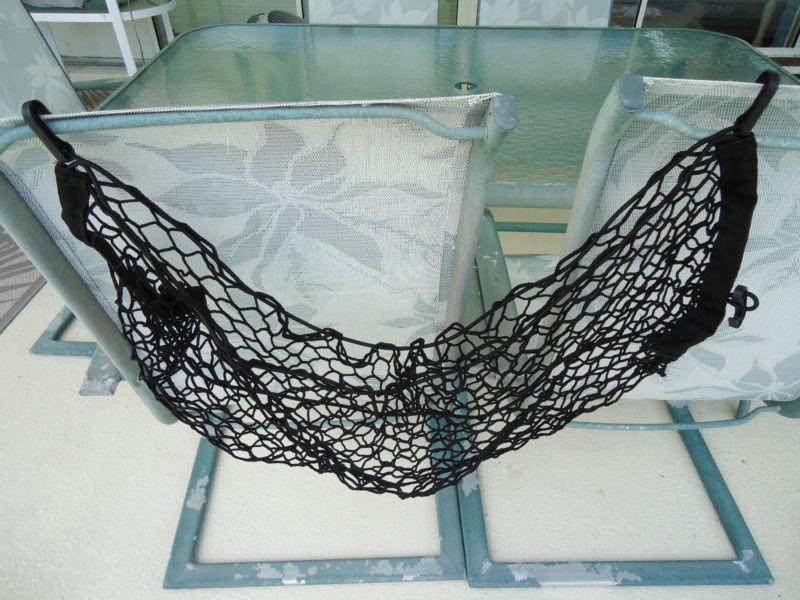 Gm 19158229 cargo net & 19155496 security shade new never used