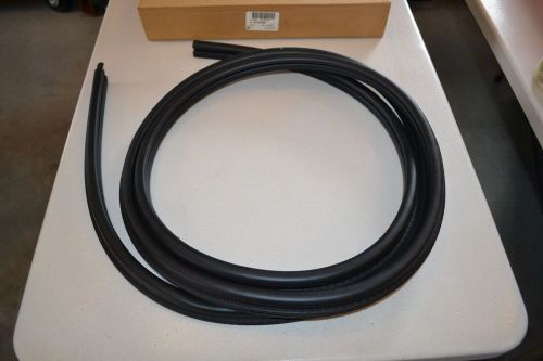 15757260 new front door weatherstrip gm  for s10 blazer &amp; s15 jimmy